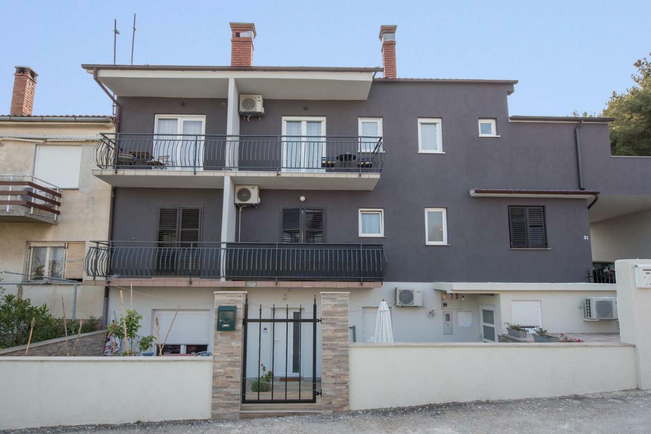 Art Design Apartments Pula Exterior photo